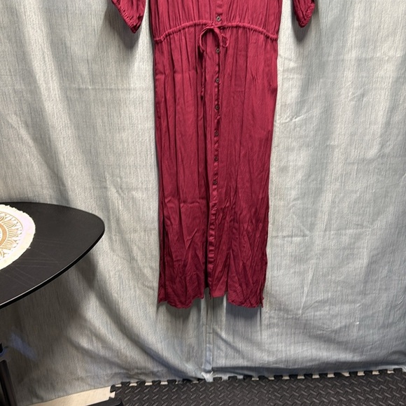 GAP Rich Burgundy Dress size medium - Picture 3 of 8